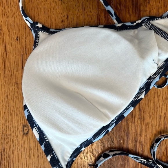 Michael Kors Thora Leopard Print Wrap Triangle Bikini Top Women Small NEW - Picture 7 of 10